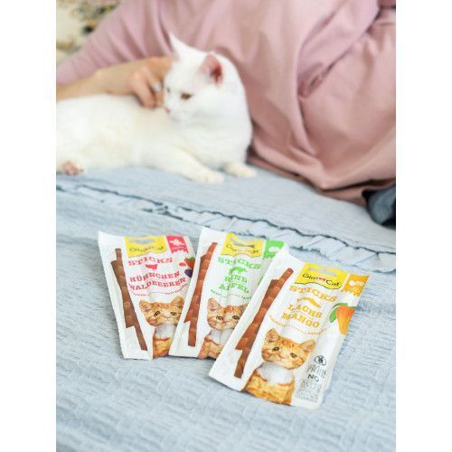 Ласощі GimCat Superfood Duo-Sticks для котів палички з яловичиною та яблуками 3 шт G-420950/420561 фото