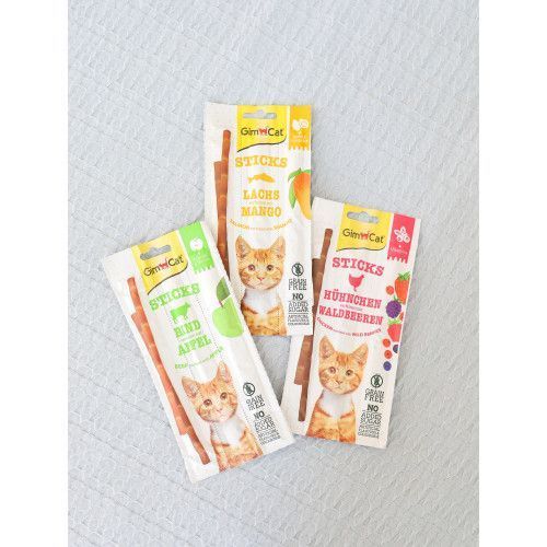 Ласощі GimCat Superfood Duo-Sticks для котів палички з яловичиною та яблуками 3 шт G-420950/420561 фото